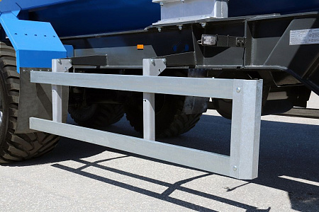 Бункер-перегрузчик зерна Тонар-ПТ11