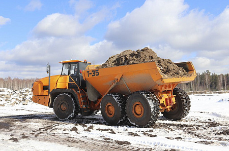 Шарнирно-сочлененный самосвал Тонар-7507